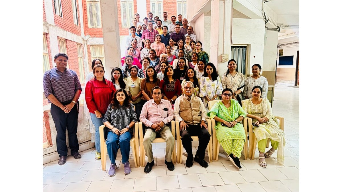 Sarvajanik University PNN