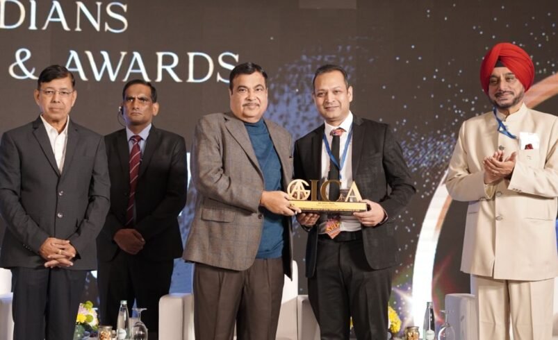 Renowned Vascular Surgeon Dr. Ravul Jindal Receives Prestigious “Vascular Surgeon of the Year” Award from Shri Nitin Gadkari at GICA 2023
