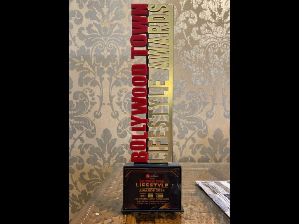 Dr Padmakar Nandekar received iconic JIO Bollywood Life & Wealth Coach Award 2024